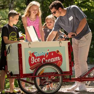 Sandy Pines ice cream trike with kids